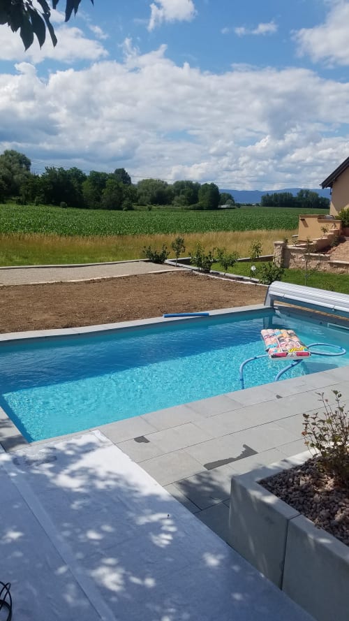 vue sur la piscine - Les mésanges de l'Ill - Alsace
