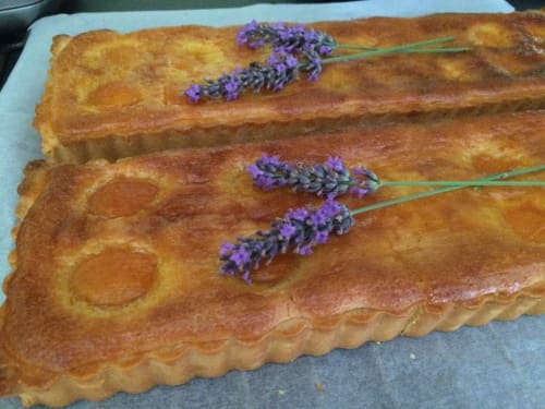 Dessert-Provence-tarte amandine poire-Gite-le mas des aromes-Provence
