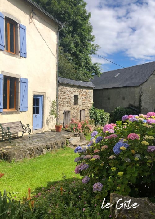 the cottage. Refuge out of the city. Gîtes. Pyrenees. Ossau valley.