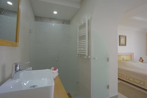 Bathroom Yasmine 4