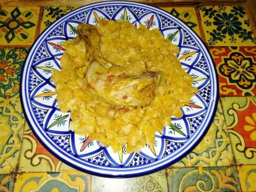 Tunisian nouasser pasta with chicken