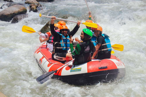 Rafting non loin du Domaine de Millox. Chambres d'hôtes. Pays Basque. Landes.