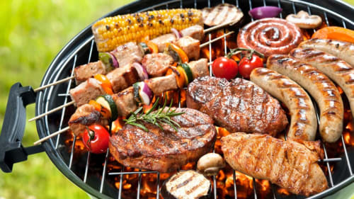Barbecue en été, au Mas des Arômes en Provence