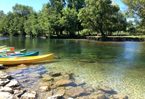 Canoé Evasion-Fontaine-de-Vaucluse-Le Mas des Arômes, se loger