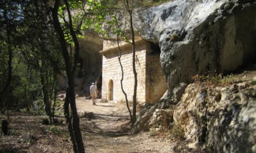 Les gorges de la Nesque-Gite et chambre d'hôtes-Le Mas des Arômes