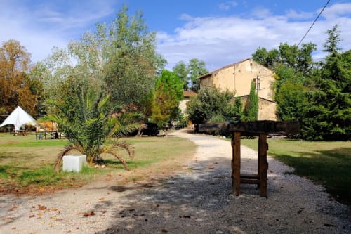 jardin - tranquilo - Toulouse - Les Robinsonades - Saint Christaud | Alojamiento ecológico - tienda suspendida y casa en el árbol