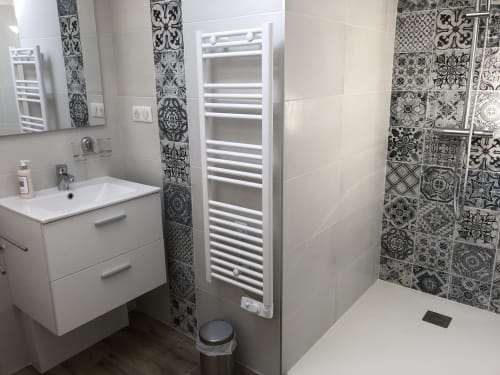 salle de bain - Entre 2 eaux - chambre d'hôtes- Marseillan Plage