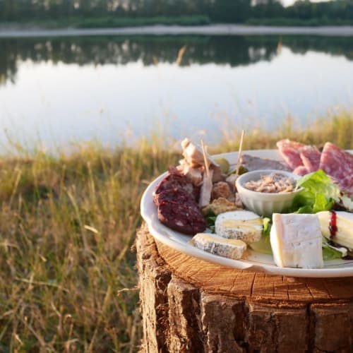picnic along the Loire