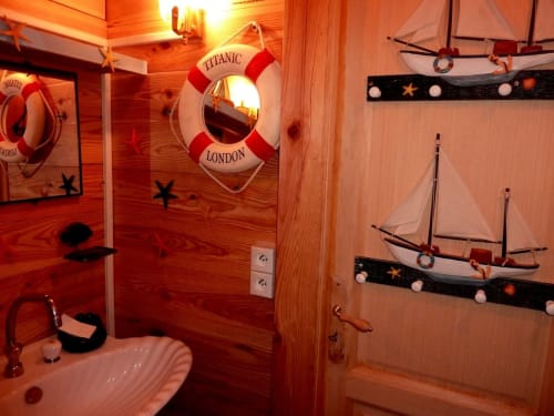 Chambre d’hôtes originale ambiance maritime dans les Cévennes