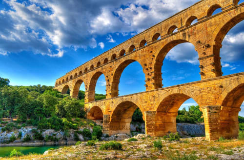 Le Portel des Arnaud, hotel and artist, Pont du Gard, stay in a quiet area, nature, chambre d'hotes
