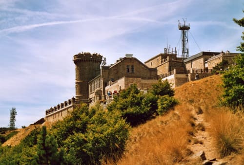 visit Le Mont Aigoual bed and breakfast hotel calm and garden le Portel des Arnaud 