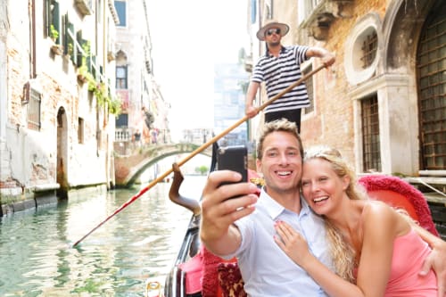 Venezia, Hotel, Offerte Hotel, Gondola, Musei, Tour delle isole, Murano, Burano, Torcello, Vetrerie, Palazzo Ducale, Mercato di Rialto, Bacari, Peggy Guggenheim, Vaporetto, Ristoranti, Osterie, Stellati, Spiaggia, Chioggia, Padova, Dolo, Palladio, Albergo, 3 stelle, Biennale, Festival del cinema, Terme, Prosecco, Abano terme, Basilica di San Marco, Sant'Antonio, Ca' Foscari, casinò, Jesolo, Caorle, Cavallino, Comfort, casa, accoglienza, offerte, bonus vacanze, smartbox, regalbox, wonderbox, booking, expedia, hrs, crociere, Villa Pisani, Ville venete, Riviera del Brenta, parcheggio gratuito, Treviso, Piste Ciclabili, business, famiglie, coppie, maschere, Dogi, Spritz, murrina, aperitivo, camera matrimoniale, camera singola, camera tripla, colazioni, cornetti, Laguna, Hilton, Marriott, nh, arsenale,  venezia football club, galleria dell’accademia, museo correr, arte, danza, architettura, san valentino, città romantica, Teatro La Fenice, Opera, Tom Cruise, Mission Impossible, reception, Giardini, Isola degli Armeni, San giorgio maggiore, Giudecca, Shopping, Louis Vuitton, Chanel, Prada, Gucci, Valentino, Armani, Zara, Mango, Fondaco dei Tedeschi, Ponte di Rialto, Ponte dell’Accademia, Stazione Santa Lucia, Aeroporto Marco Polo, Caffè Florian, Hard Rock Cafè, Mc Donalds, Old Wild West, Gelaterie, Rolex, Cartier, Cipriani, wi- fi, viaggiare, visitare venezia, citybreak, Hotel a Venezia, Tripadvisor.