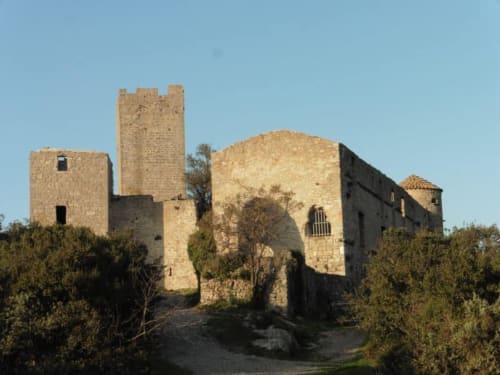randonnée chateau de tornac. Le Portel des Arnaud chambres d hotes Cévennes
