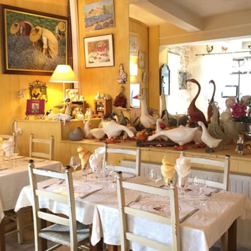Dame l'Oie restaurant à Pernes les Fontaines-Le Mas des Arômes-chambres d'hôtes