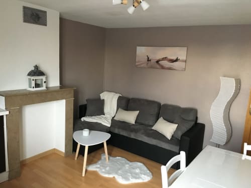 canapé appartement de la Royal Navy
appartement Royal Navy location saisonnière location courte durée airbnb dunkerque plage booking dunkerque appartement cuisine moderne dunkerque appartement moderne dunkerque logement dunkerque plage hébergement Dunkerque location meublés appartement standing plage séjour dunkerque