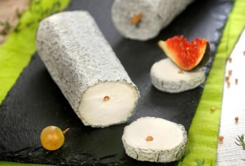 Sainte-Maure, goat cheese near La Grange Dîmière, charming BnB in the Loire Valley