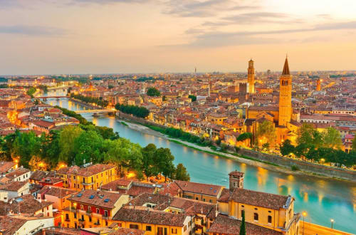 Venezia, Hotel, Offerte Hotel, Gondola, Musei, Tour delle isole, Murano, Burano, Torcello, Vetrerie, Palazzo Ducale, Mercato di Rialto, Bacari, Peggy Guggenheim, Vaporetto, Ristoranti, Osterie, Stellati, Spiaggia, Chioggia, Padova, Dolo, Palladio, Albergo, 3 stelle, Biennale, Festival del cinema, Terme, Prosecco, Abano terme, Basilica di San Marco, Sant'Antonio, Ca' Foscari, casinò, Jesolo, Caorle, Cavallino, Comfort, casa, accoglienza, offerte, bonus vacanze, smartbox, regalbox, wonderbox, booking, expedia, hrs, crociere, Villa Pisani, Ville venete, Riviera del Brenta, parcheggio gratuito, Treviso, Piste Ciclabili, business, famiglie, coppie, maschere, Dogi, Spritz, murrina, aperitivo, camera matrimoniale, camera singola, camera tripla, colazioni, cornetti, Laguna, Hilton, Marriott, nh, arsenale,  venezia football club, galleria dell’accademia, museo correr, arte, danza, architettura, san valentino, città romantica, Teatro La Fenice, Opera, Tom Cruise, Mission Impossible, reception, Giardini, Isola degli Armeni, San giorgio maggiore, Giudecca, Shopping, Louis Vuitton, Chanel, Prada, Gucci, Valentino, Armani, Zara, Mango, Fondaco dei Tedeschi, Ponte di Rialto, Ponte dell’Accademia, Stazione Santa Lucia, Aeroporto Marco Polo, Caffè Florian, Hard Rock Cafè, Mc Donalds, Old Wild West, Gelaterie, Rolex, Cartier, Cipriani, wi- fi, viaggiare, visitare venezia, citybreak, Hotel a Venezia, Tripadvisor.