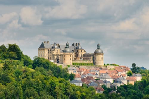 Domaine des Pierres Blanches site touristique Châteaux de Hautefort