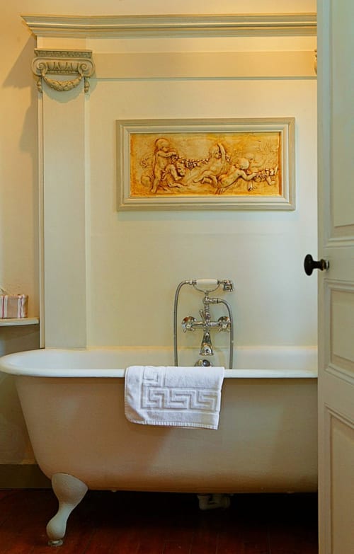 guest room - château- Loire - stay - wedding - weekend - Le mans
bathroom