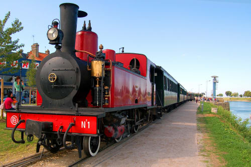 Train à vapeur Baie de Somme tourisme Saint-Valéry gîtes les granges de la baie