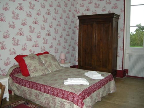 Chambre rubis du Château de Chavannes