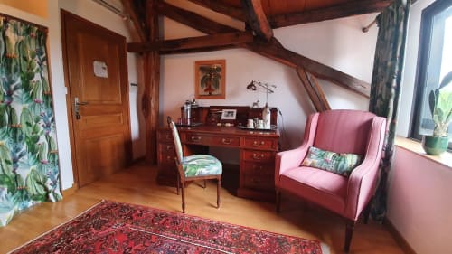 domaine-de-millox_le-bureau_chambre-amarante