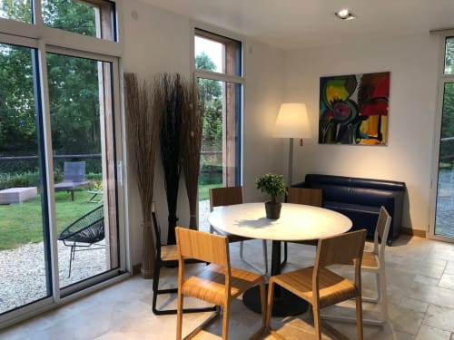 Salon lumineux et ouvert