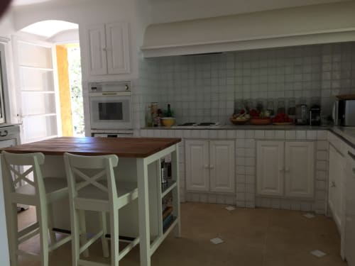 fully equipped kitchen buen oustaou