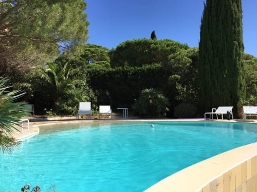 villa piscine à débordement - buen oustaou