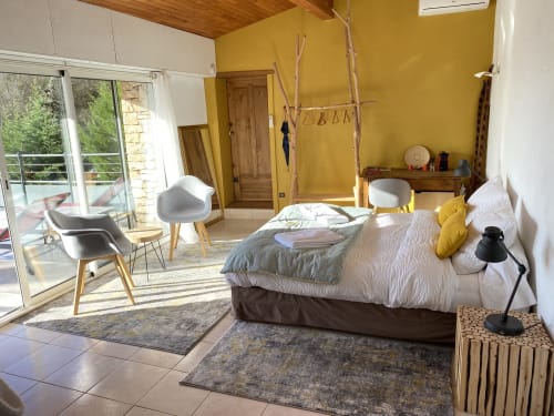 chambre spacieuse cèdres