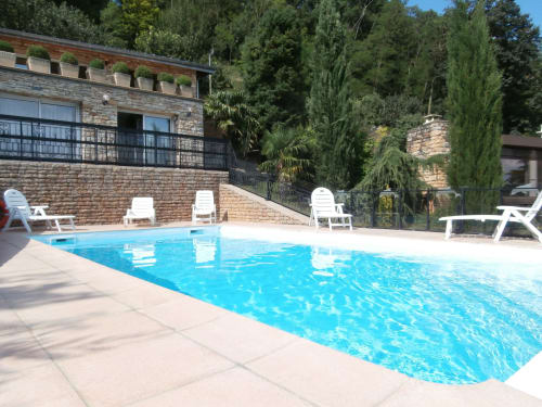 Maison d'hôtes avec piscine vers lyon
