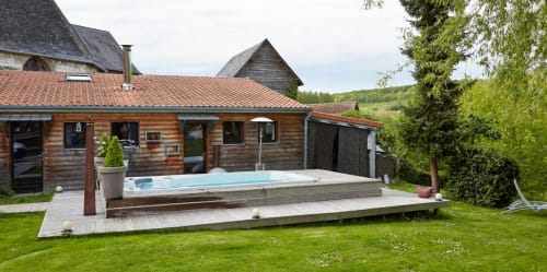 Piscine du gite de la vallée à Yères