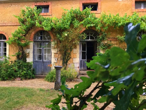 cottage-orangerie-anou-region-private-garden-nature-family-friend