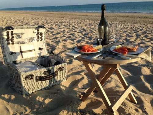 Dîner sur la plage - La due du bien-être