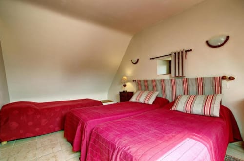Colourful accommodation - Ferme de Kervihern