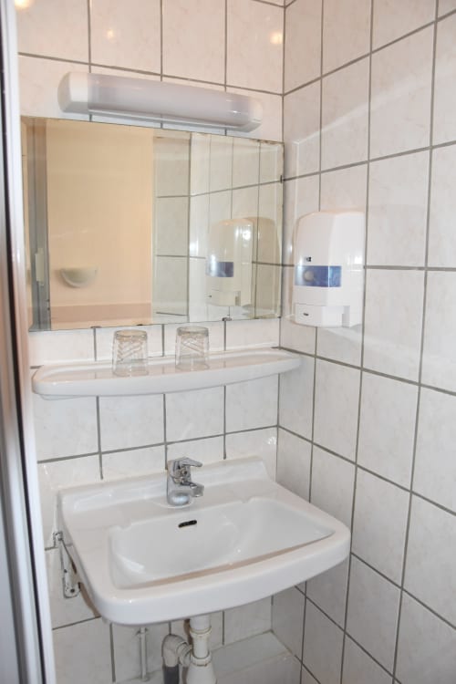 Lavabo - Hôtel Au Gai Relais
