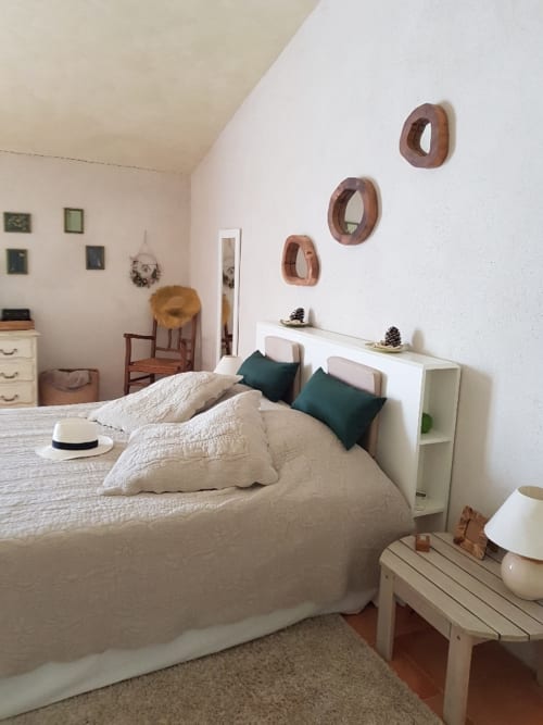 vue lit chambre verte