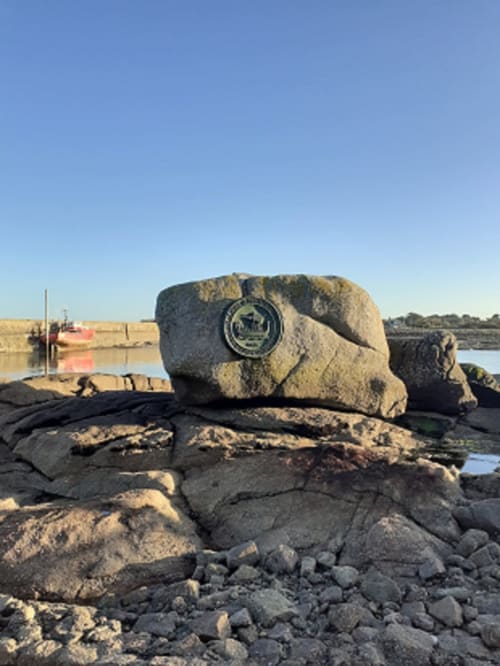 Entrée du port de Barfleur - Histoire du navire Le Mora, Normandie