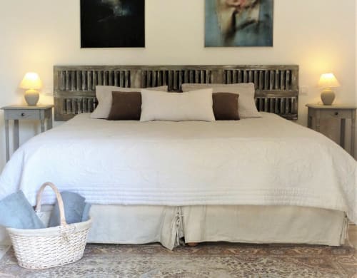 Lit double chambre villa avec piscine Gordes