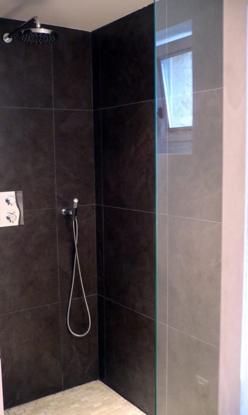 Douche à l'italienne villa dix personnes