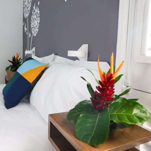 Une literie d'exception pour des chambres d'exception avec vue mer, dressing et coin bureau à la Villa de luxe "La Belle Négresse" Martinique.