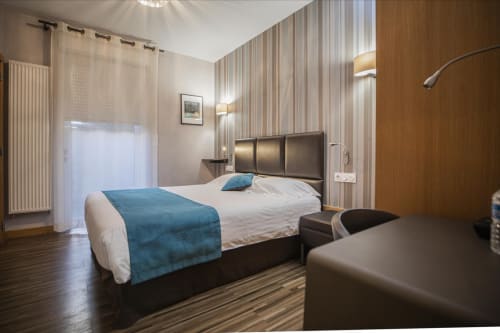 hotel near the Orléans tramway
