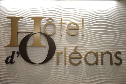 3 star Orleans hotel in the city center
