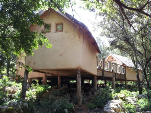 cabane en hauteur - Ardèche