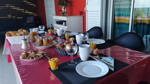 Petit-déjeuner inclus à réserver chambre hôte Réunion