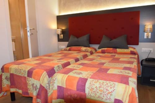 Hotel Verdi - Jesolo, 100 metres from the sea, 300 from Caribe Bay
