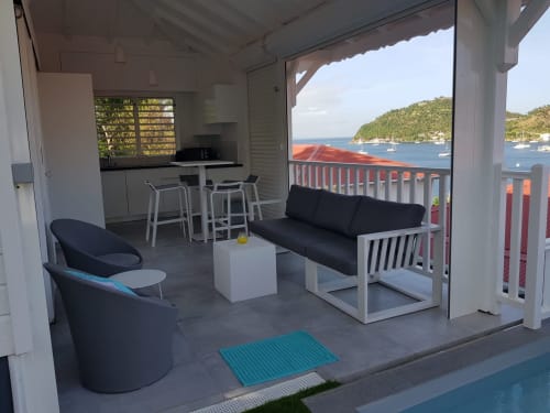 Cuisine et salon extérieur - Les Saintes