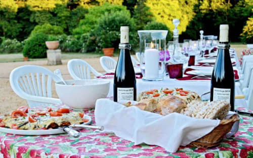 repas-diner-fait-maison-produit-frais-saison-locaux-table-dhotes-vins-été-jardins-chateau-chambiers-zip