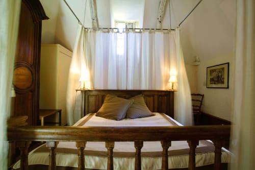 chambre-suite-pavillon-de-france-romantique-llit-baldaquin-chateau-chambiers-zip
