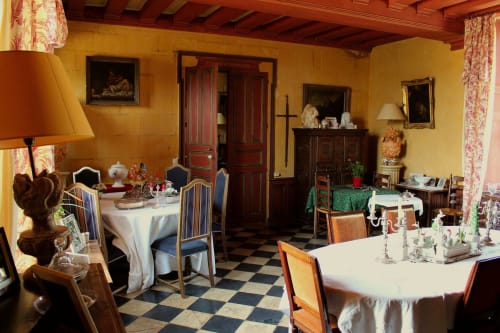 salle-a-manger-historique-table-dhotes-chateau-chambiers-zip